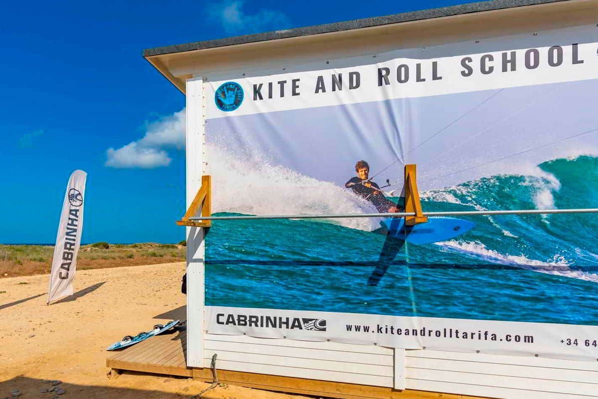 caseta escuela kite and roll