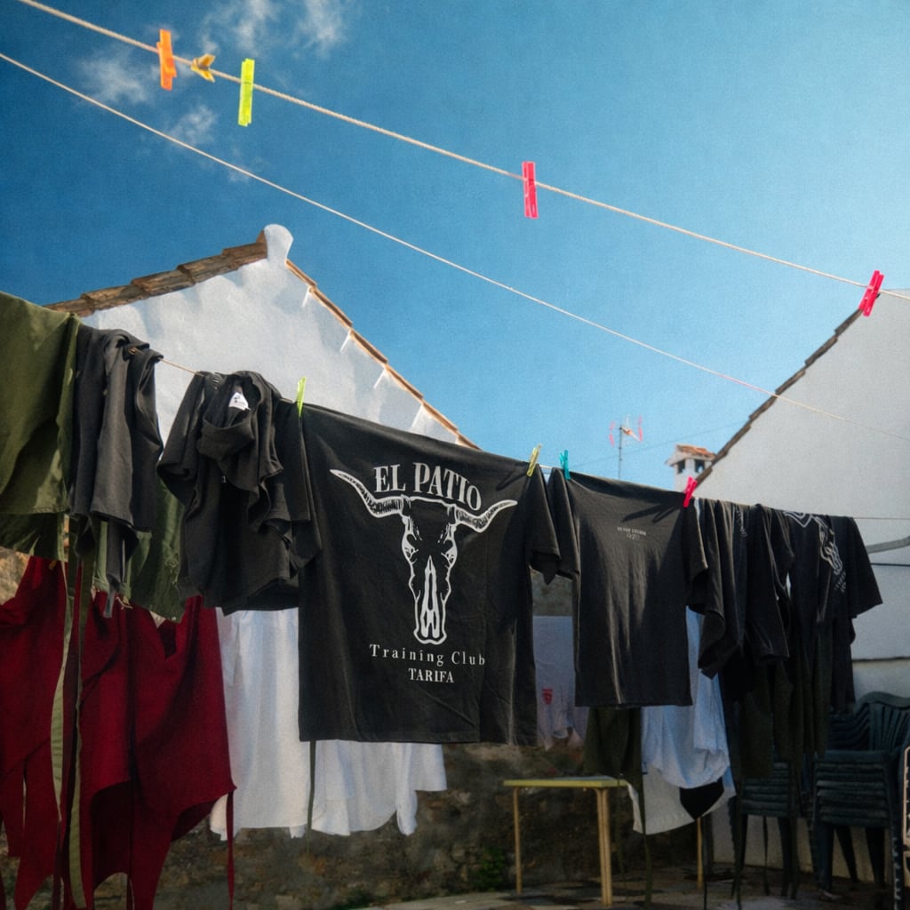 camisetas negra clasica el patio