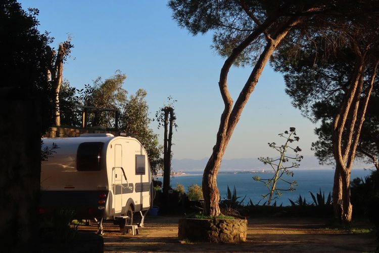 alojamiento camping torre de la pena 01